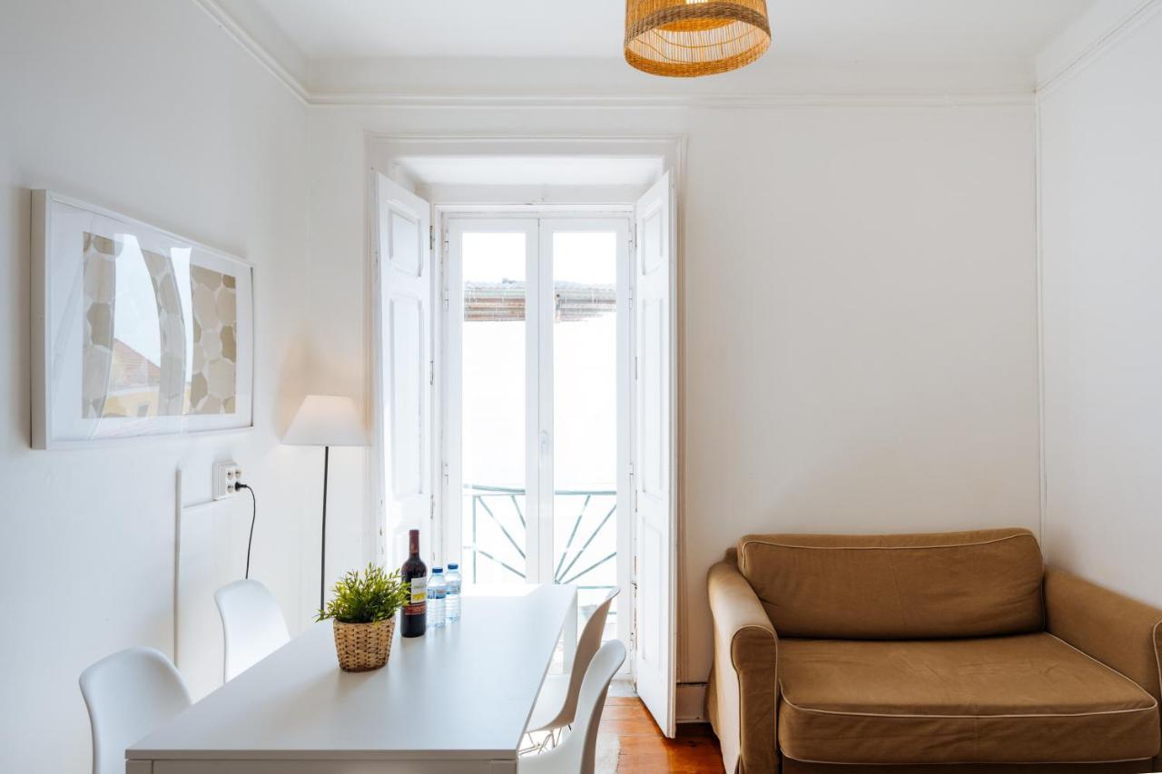 One-Bedroom Apartment River View
