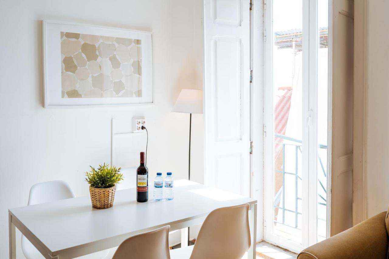 One-Bedroom Apartment River View